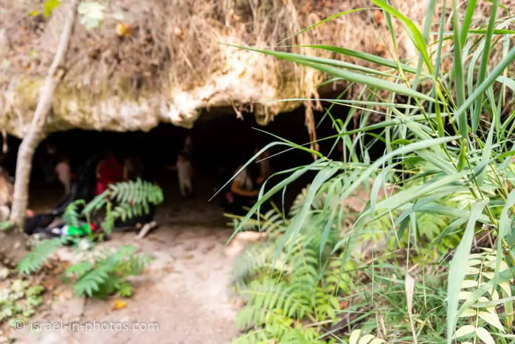 Пещера в Нахаль ха-Шофет