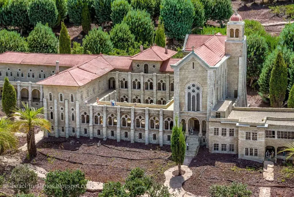 Латрун монастырь в мини-Израиль