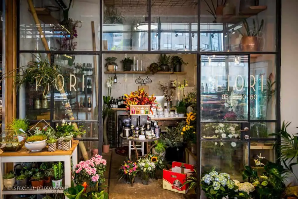 Florist, North Market in Tel Aviv