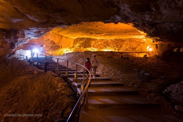 Zedekiah's Cave