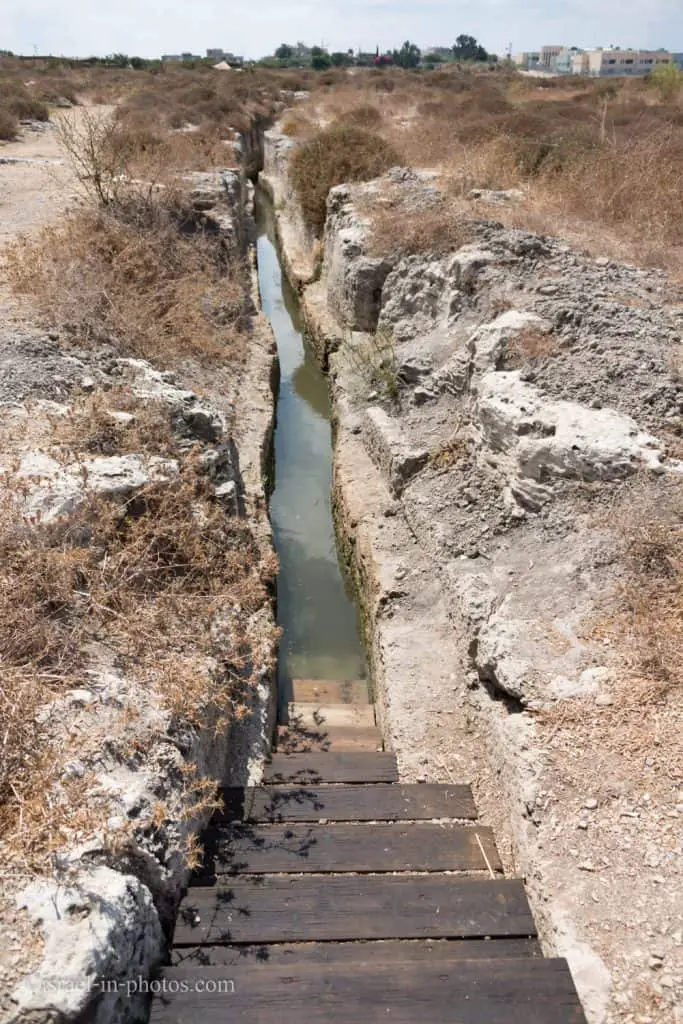 The Aqueduct Route at Taninim Stream Nature Reserve