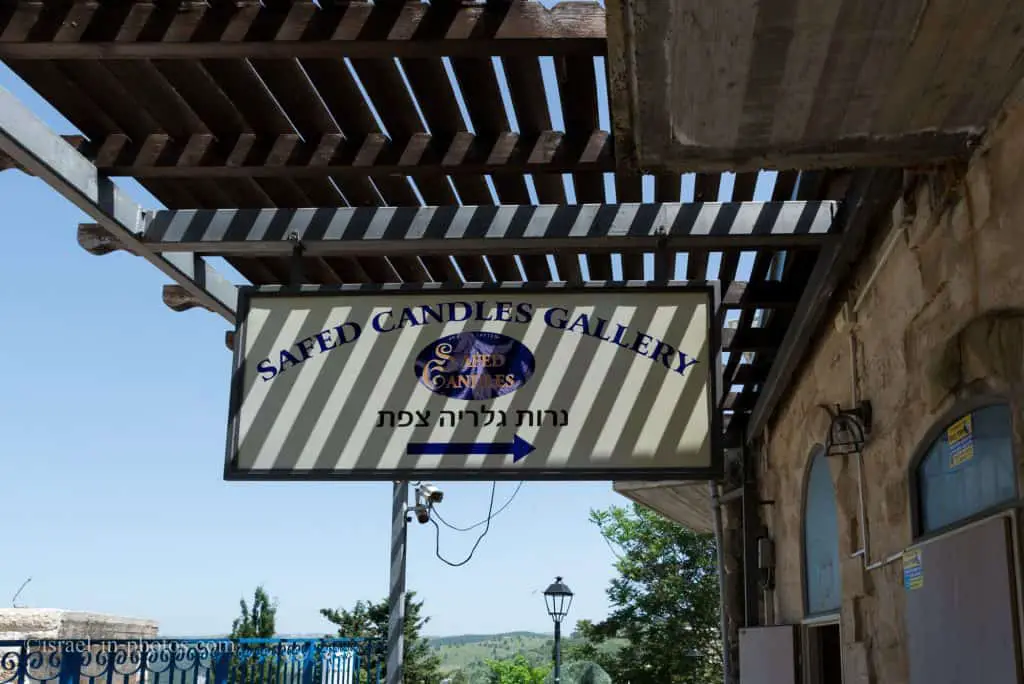 Safed Candles