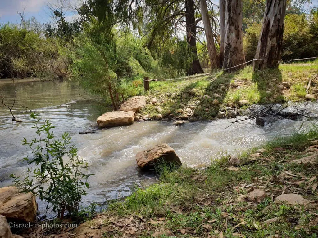 Spring flowing into the Yarkon River