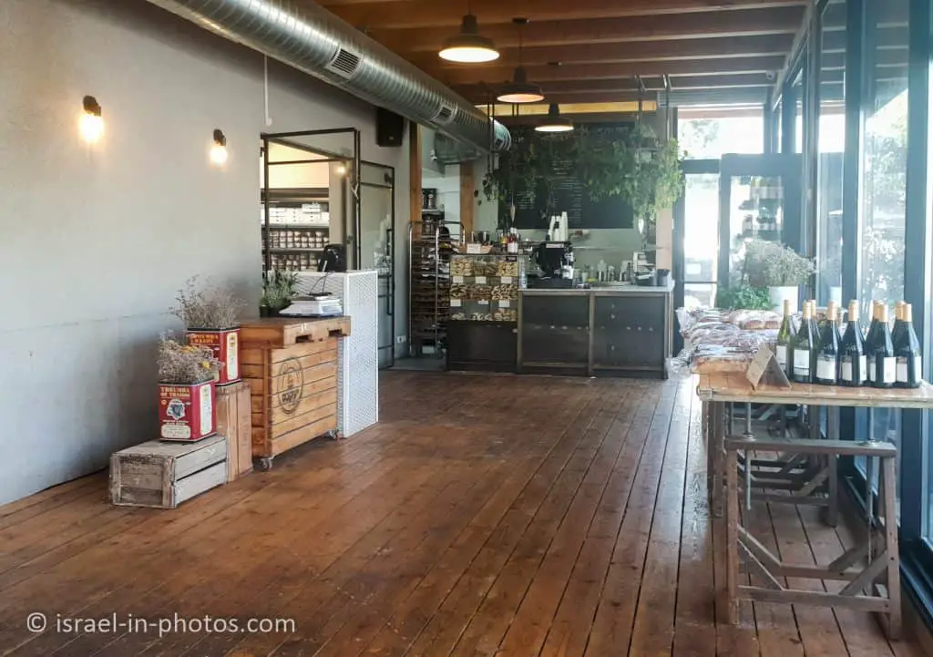 Coffee Shop, Jacobs Dairy Farm