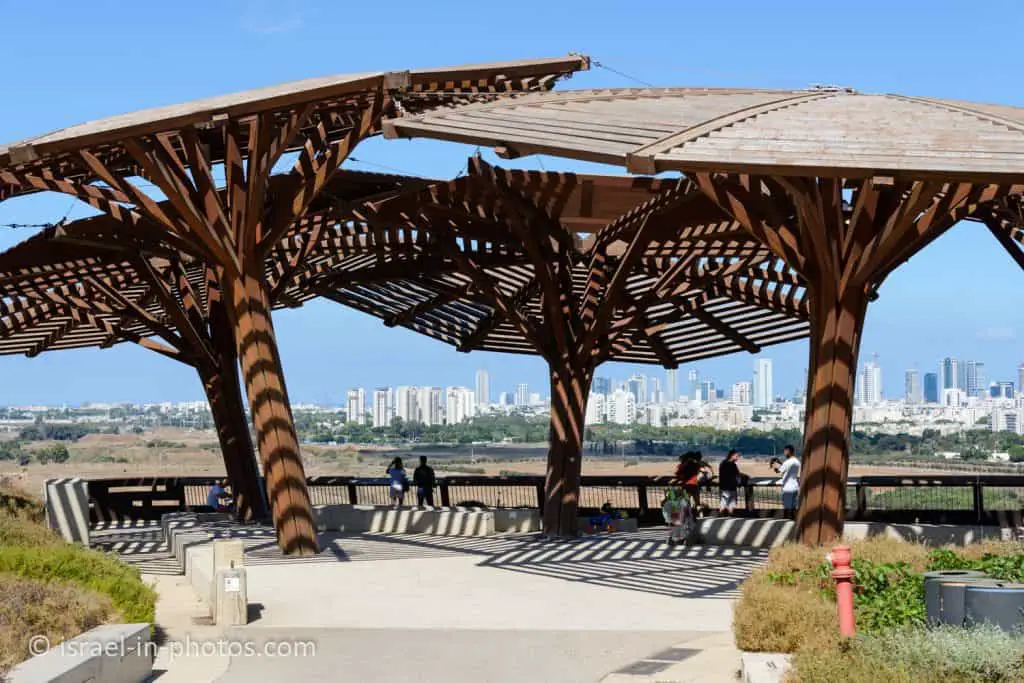 Caroline and Joseph Gruss Terrace, Ariel Sharon Park