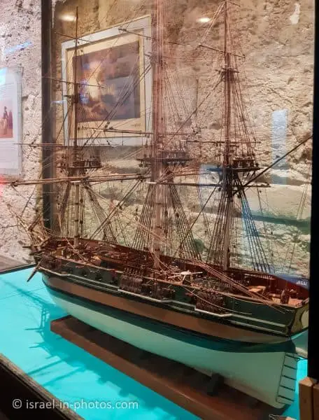Model of Pique - French private warship