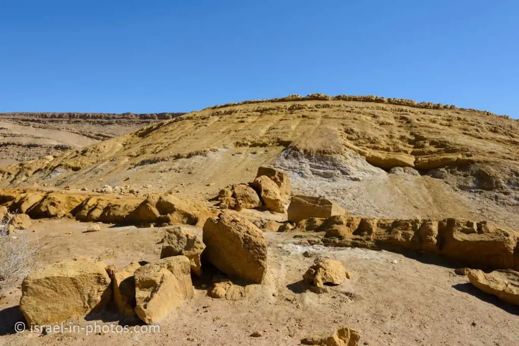 Colored Sands in the Big Crater