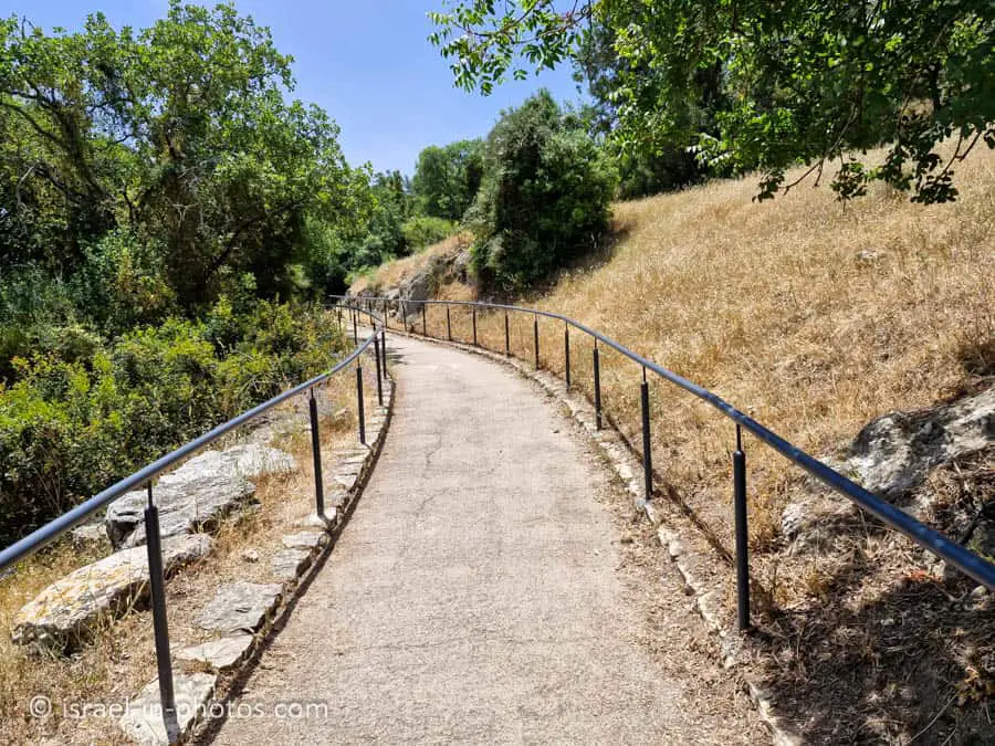 Shimshit Trail